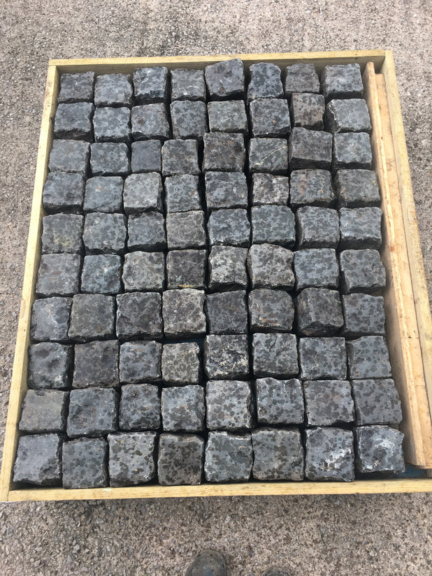 Reclaimed Pink Shap Granite Cobbles-Random Stone Setts